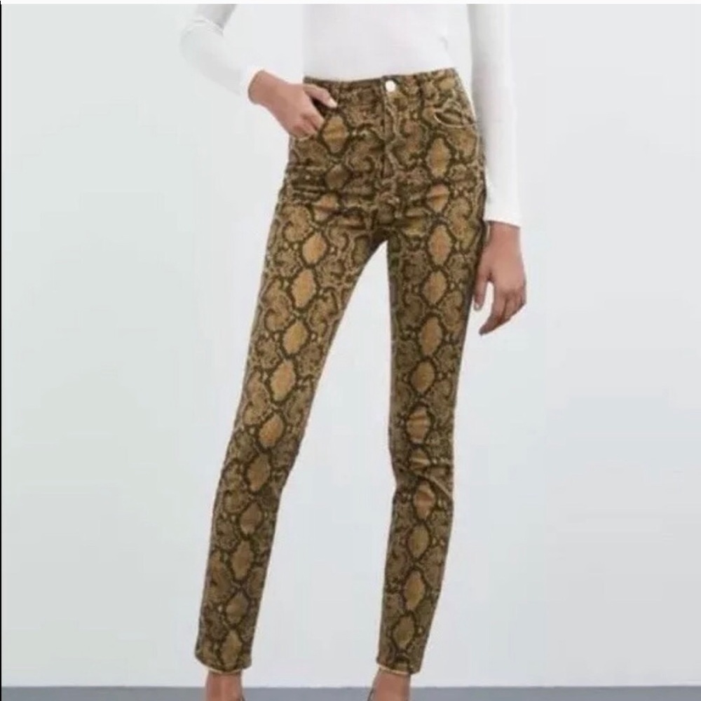Zara Jeans